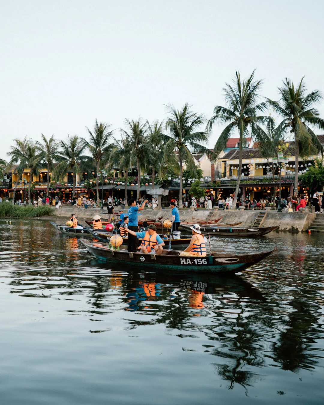 Lantern boat ride