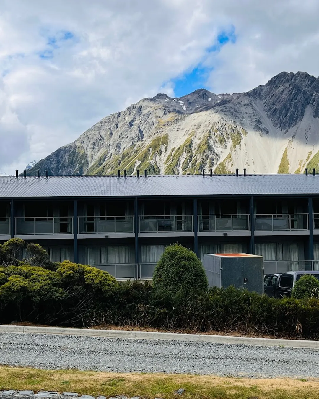 Mt Cook Lodge