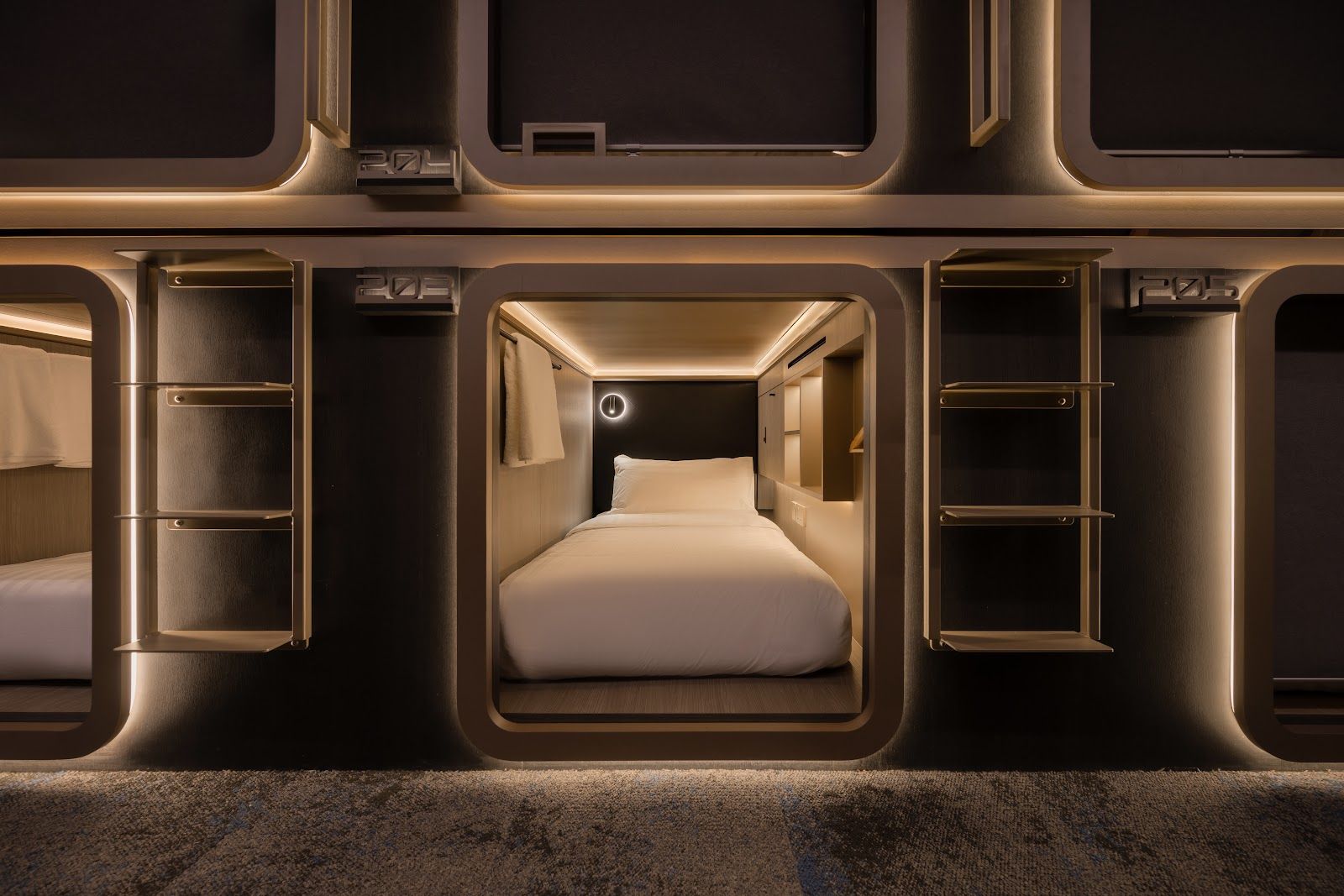 CUBE - Social Boutique Capsule Hotel @ Boat Quay