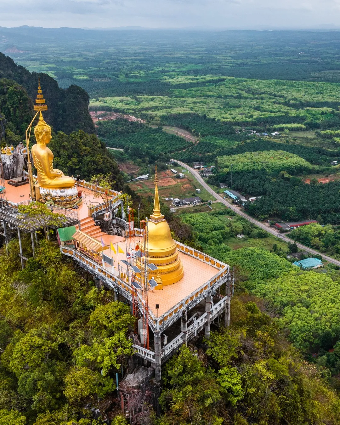 Wat Tham Seua Krabi