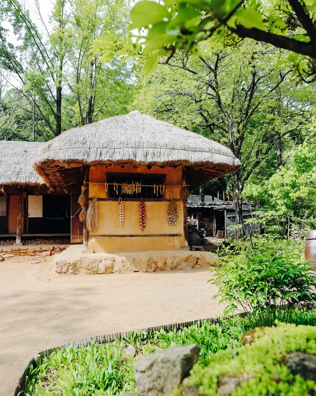 Minsokchon Korean Folk Village (한국민속촌)