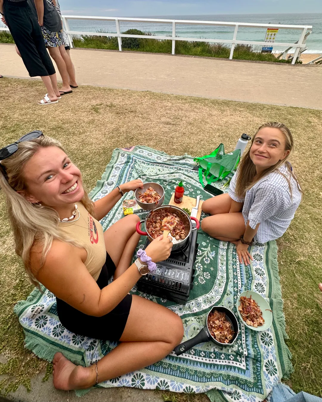 Dixon Park Beach - aka "Dickos", social spot to hang