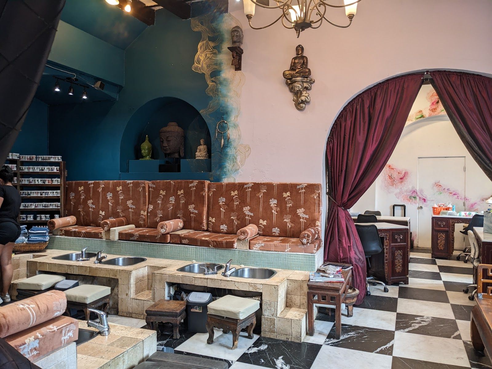 Anam Spa and Cocktail Lounge