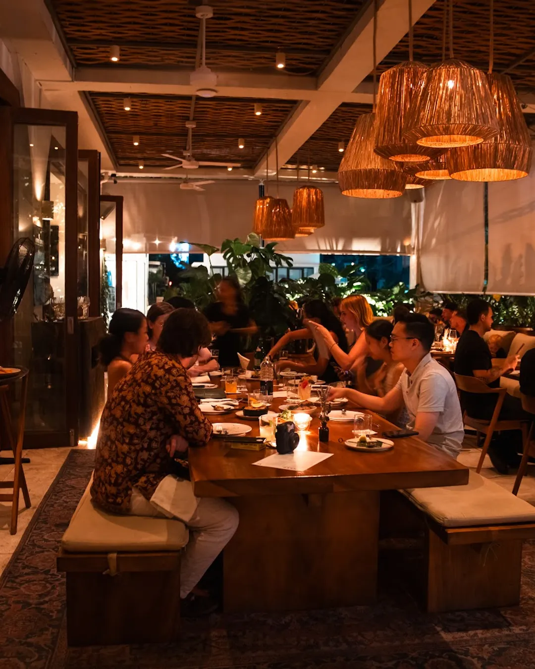 MASONRY. Restaurant Uluwatu