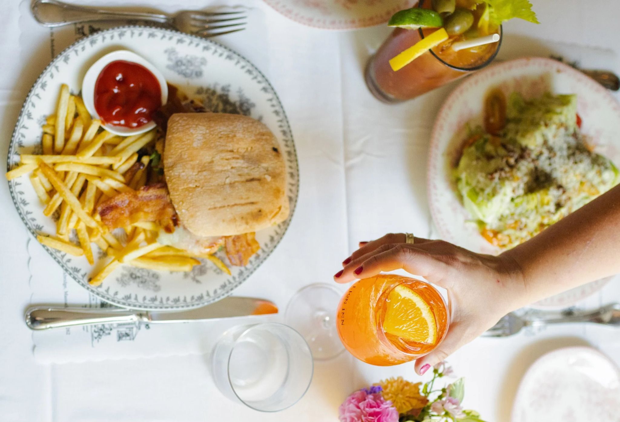 Bar & Restaurant at The Red Lion Inn 