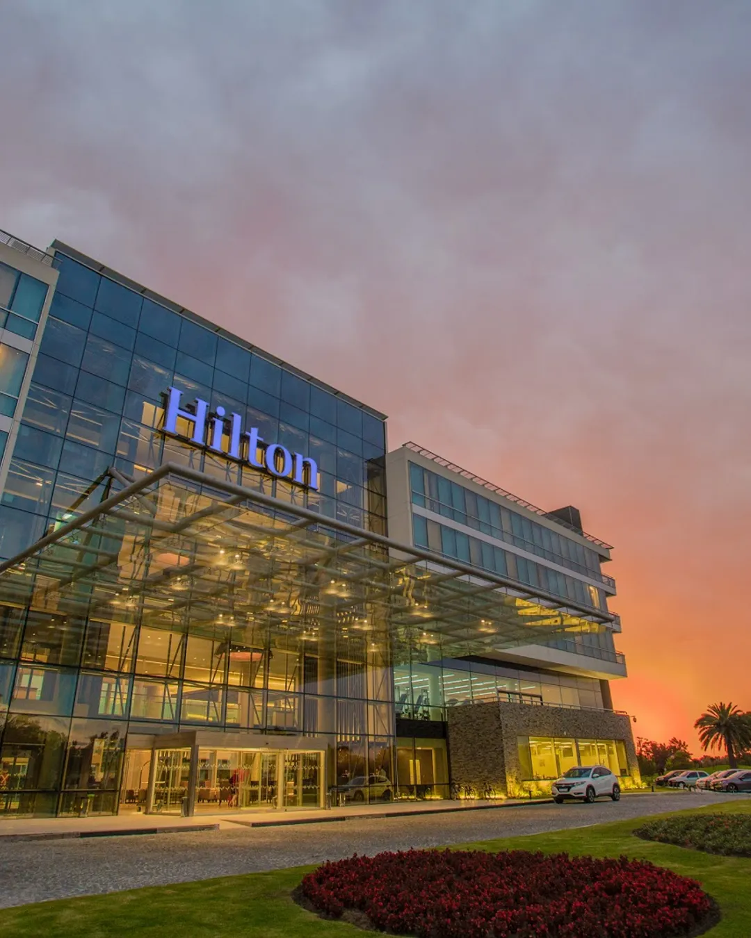 Hilton Pilar