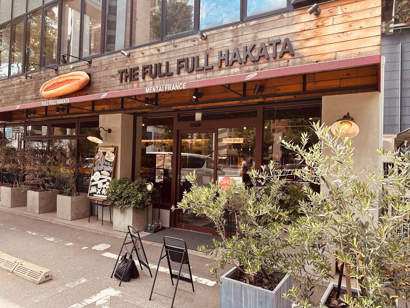 The Full Full Hakata