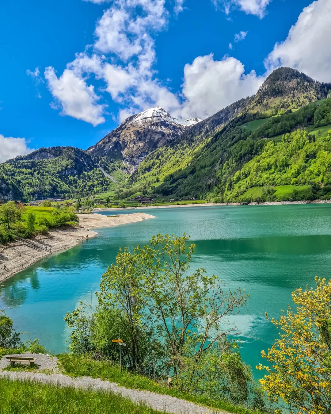 Lake Lungern Walk