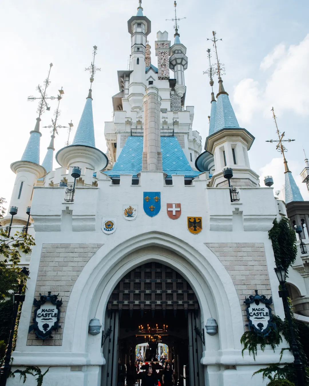 Lotte World (롯데월드)