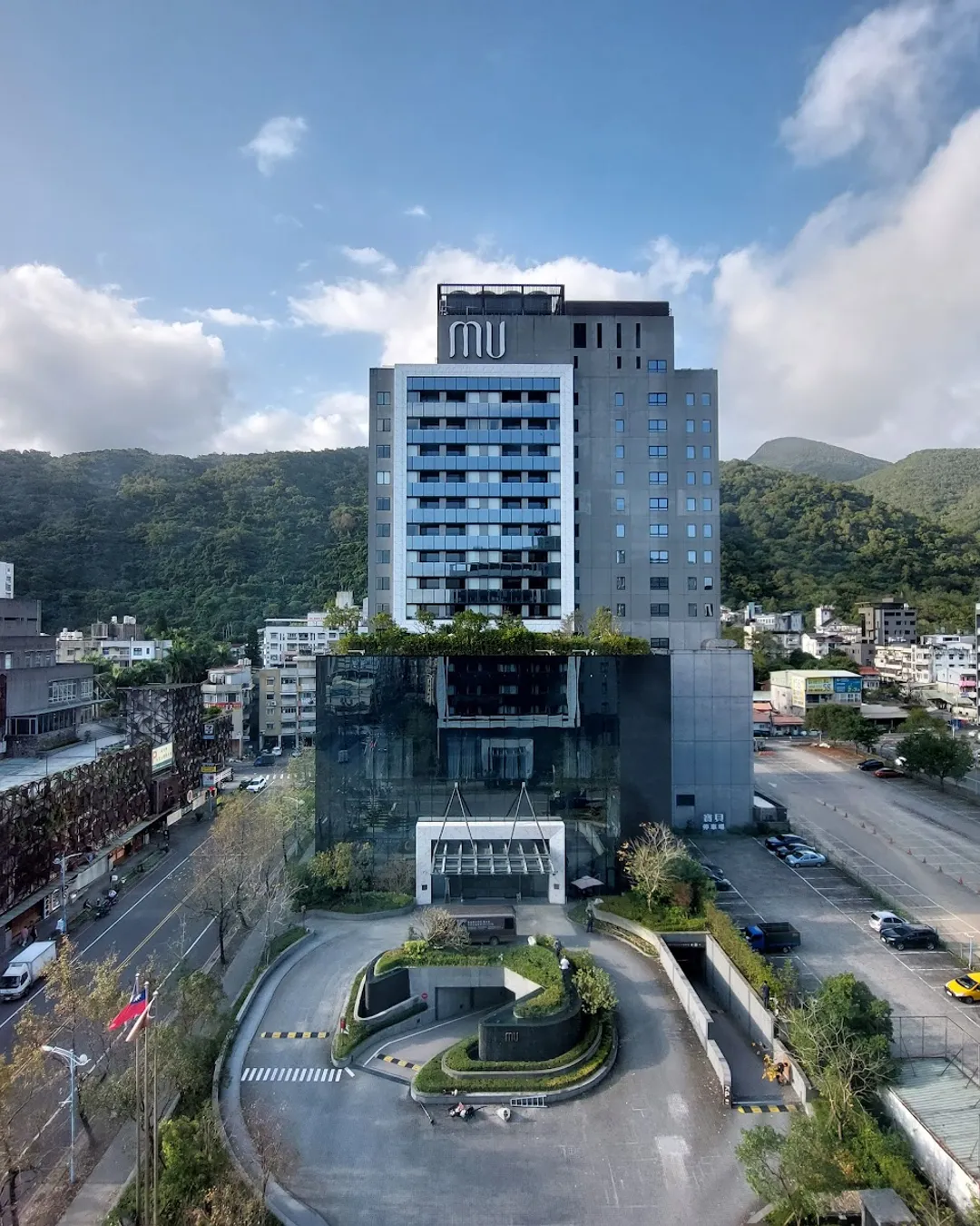 MU Jiaoxi Hotel