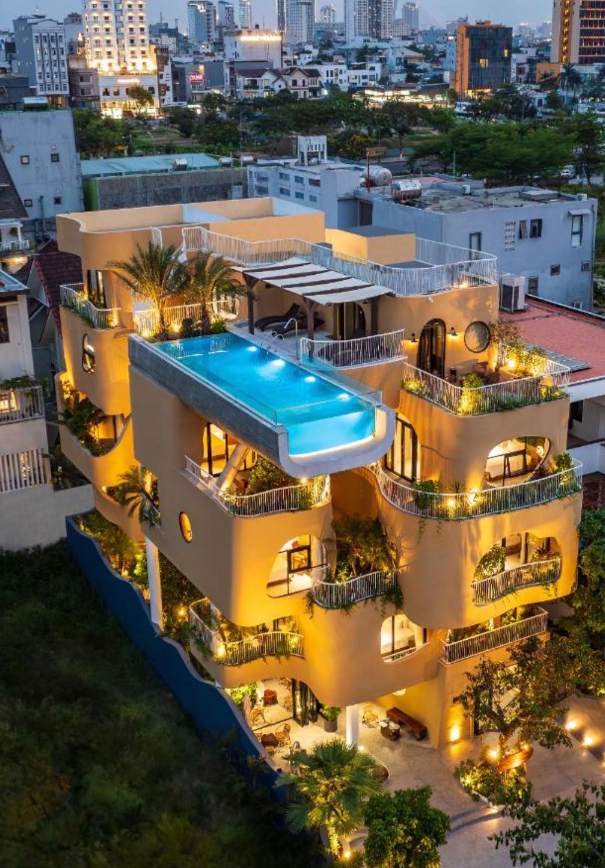 Saha Casa Boutique Hotel / Cafe & Herbal Tea