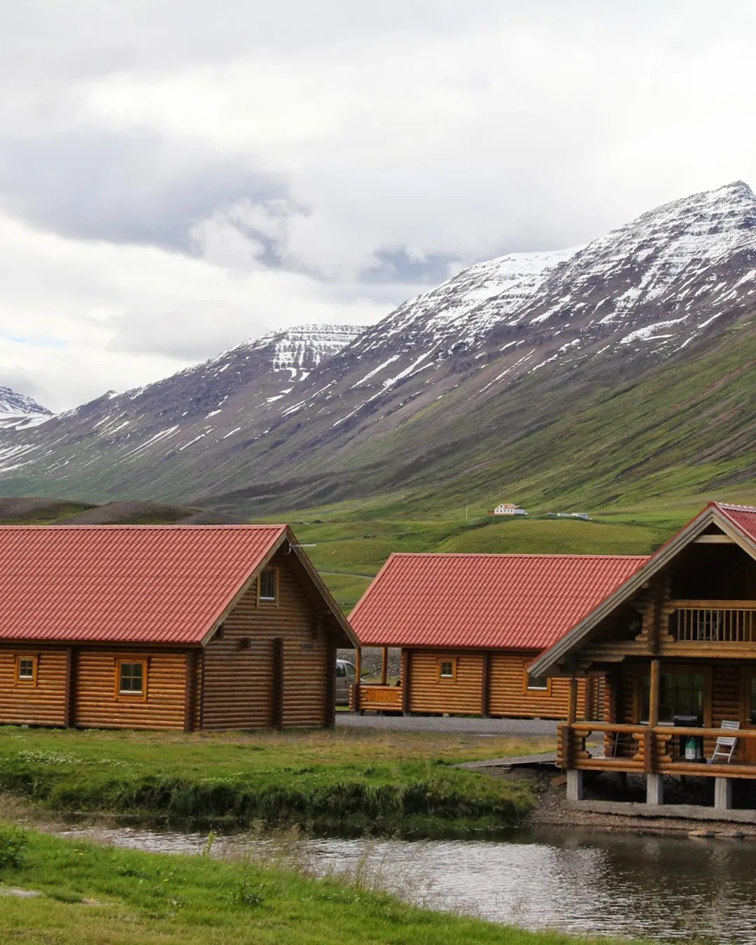 Brimnes Cabins