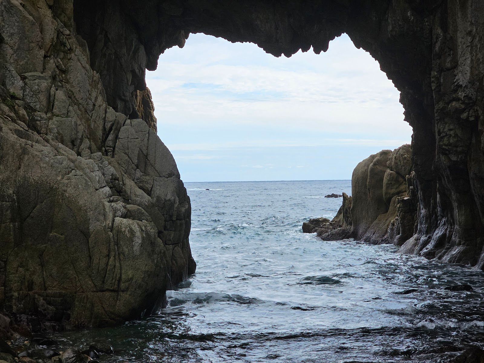 Hakusan Natural Arch - Japan - Rexby