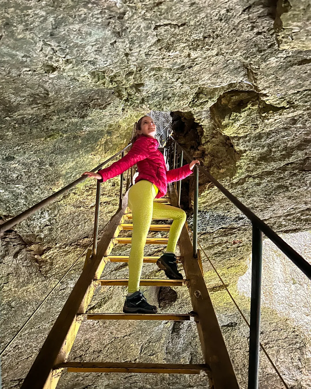 Garvanitsa Cave