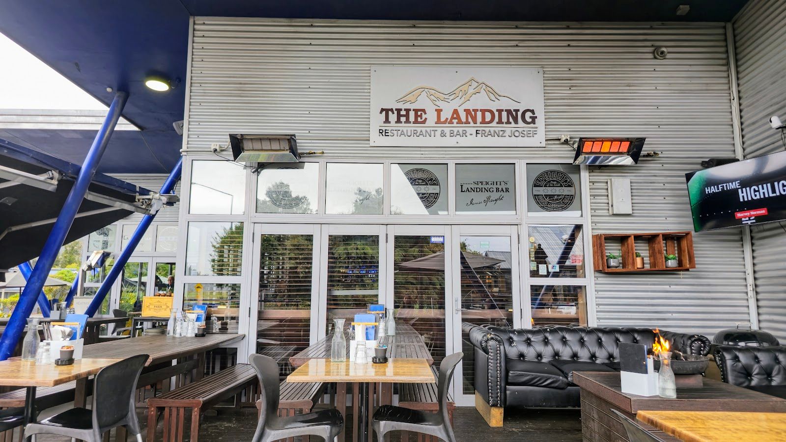 The Landing Restaurant & Bar