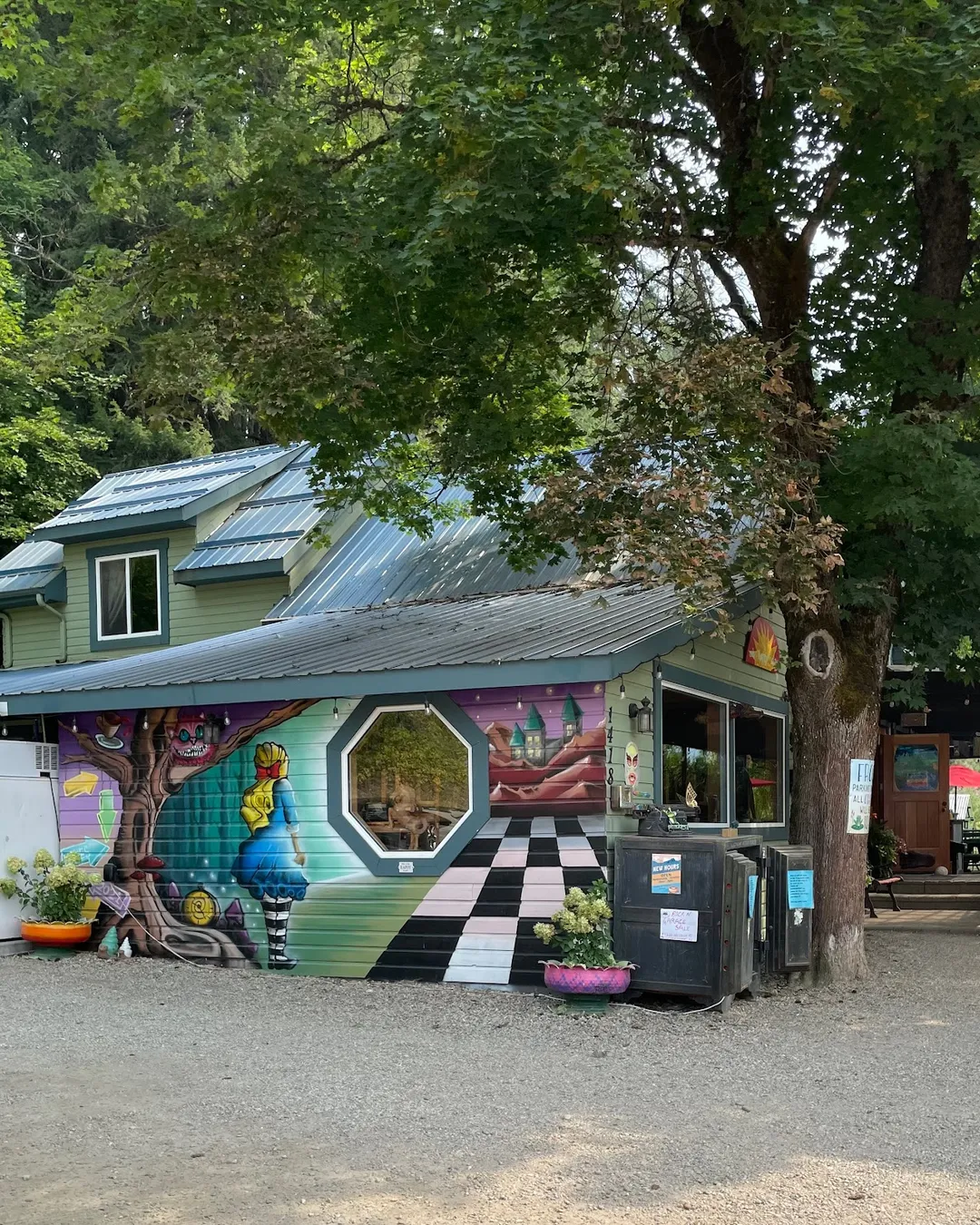 Frog Peak Cafe