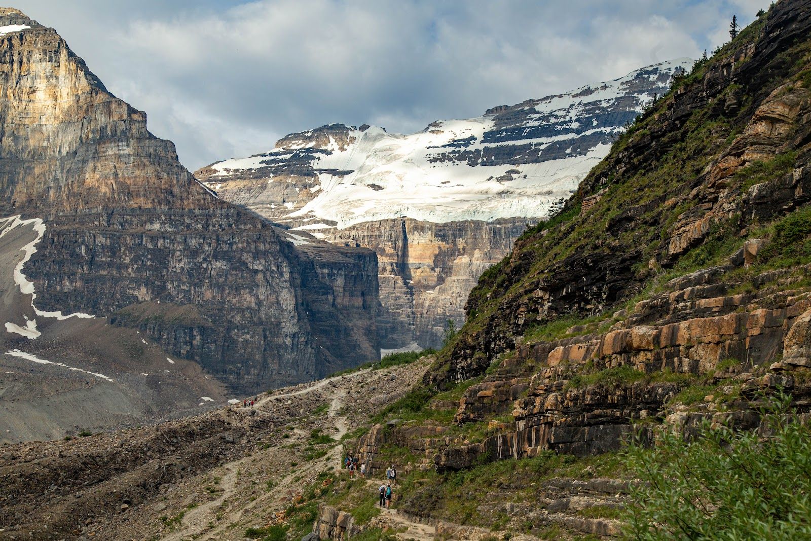 Plain of Six Glaciers