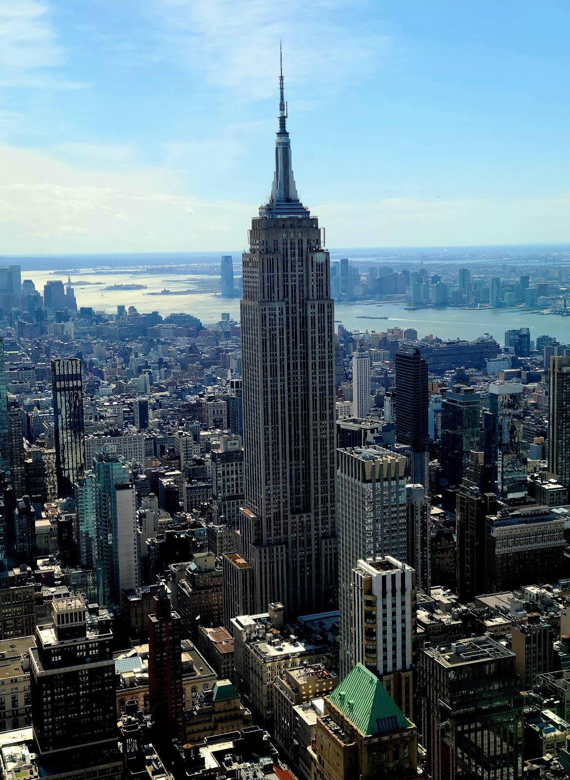 Empire State Building - New York City, United States - Rexby