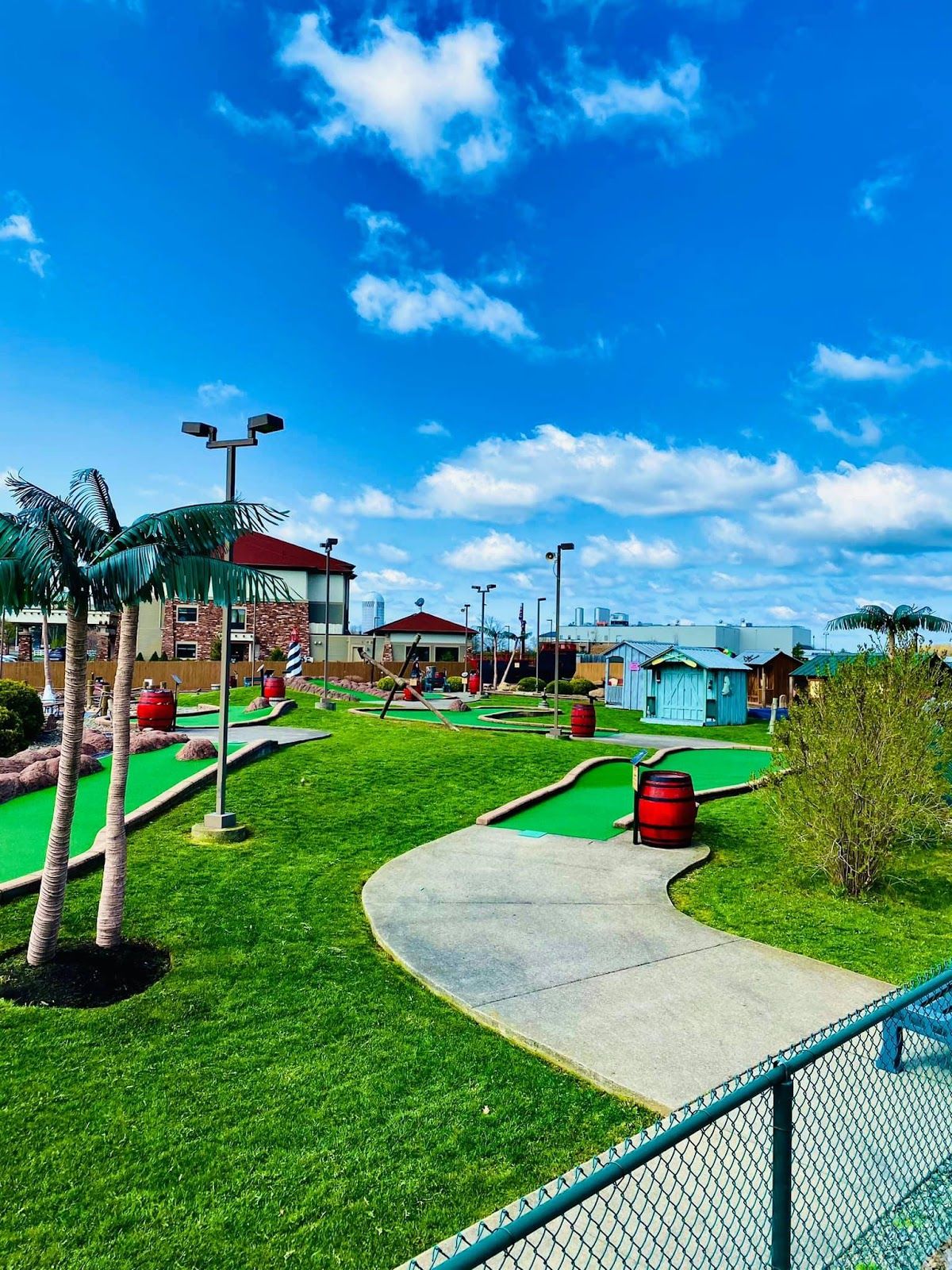 Shipwreck Amusements Mini-Golf