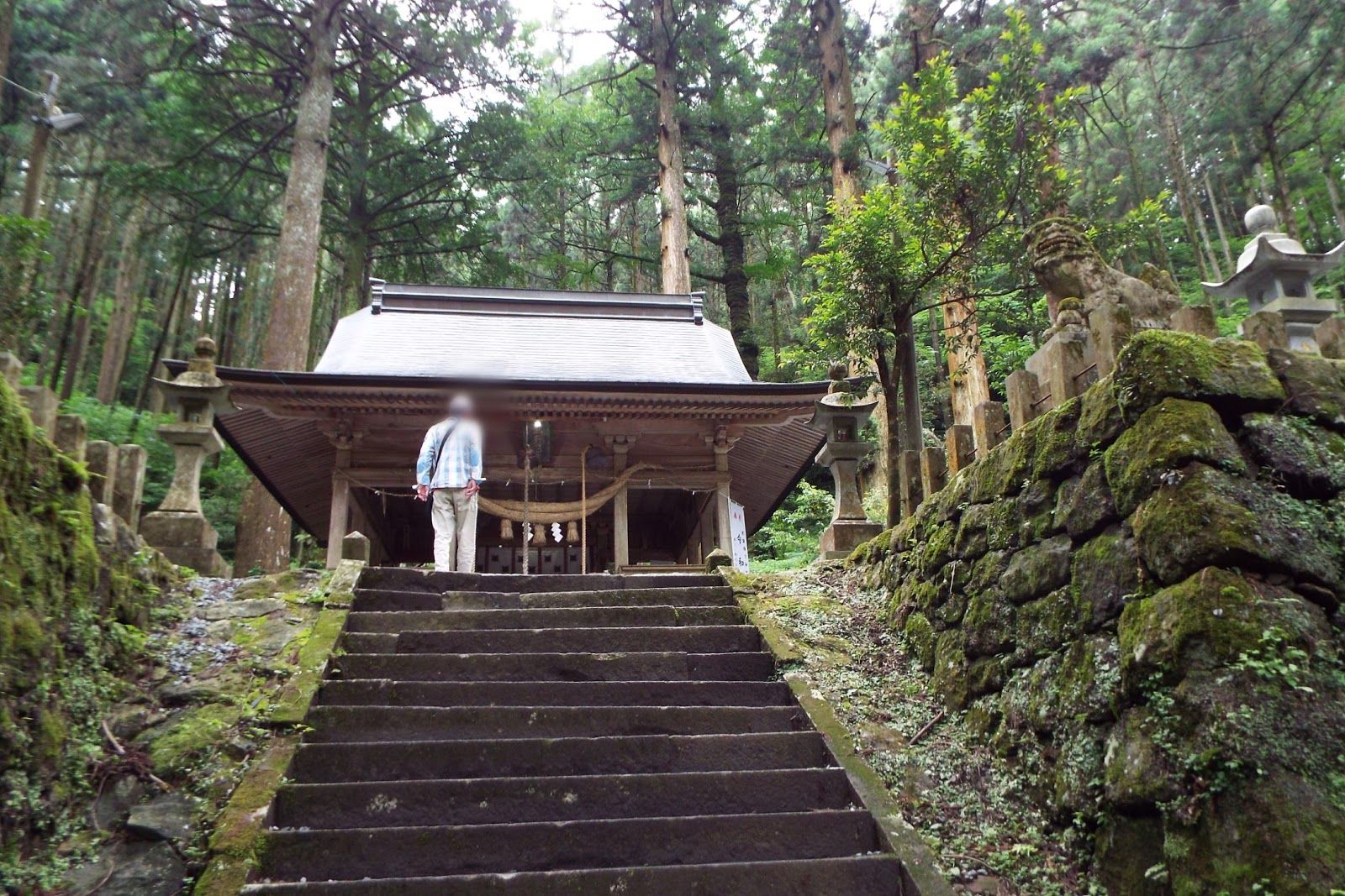 Kamishikimi Kumanoimasu Shrine - Rural Travels, Japan - Rexby