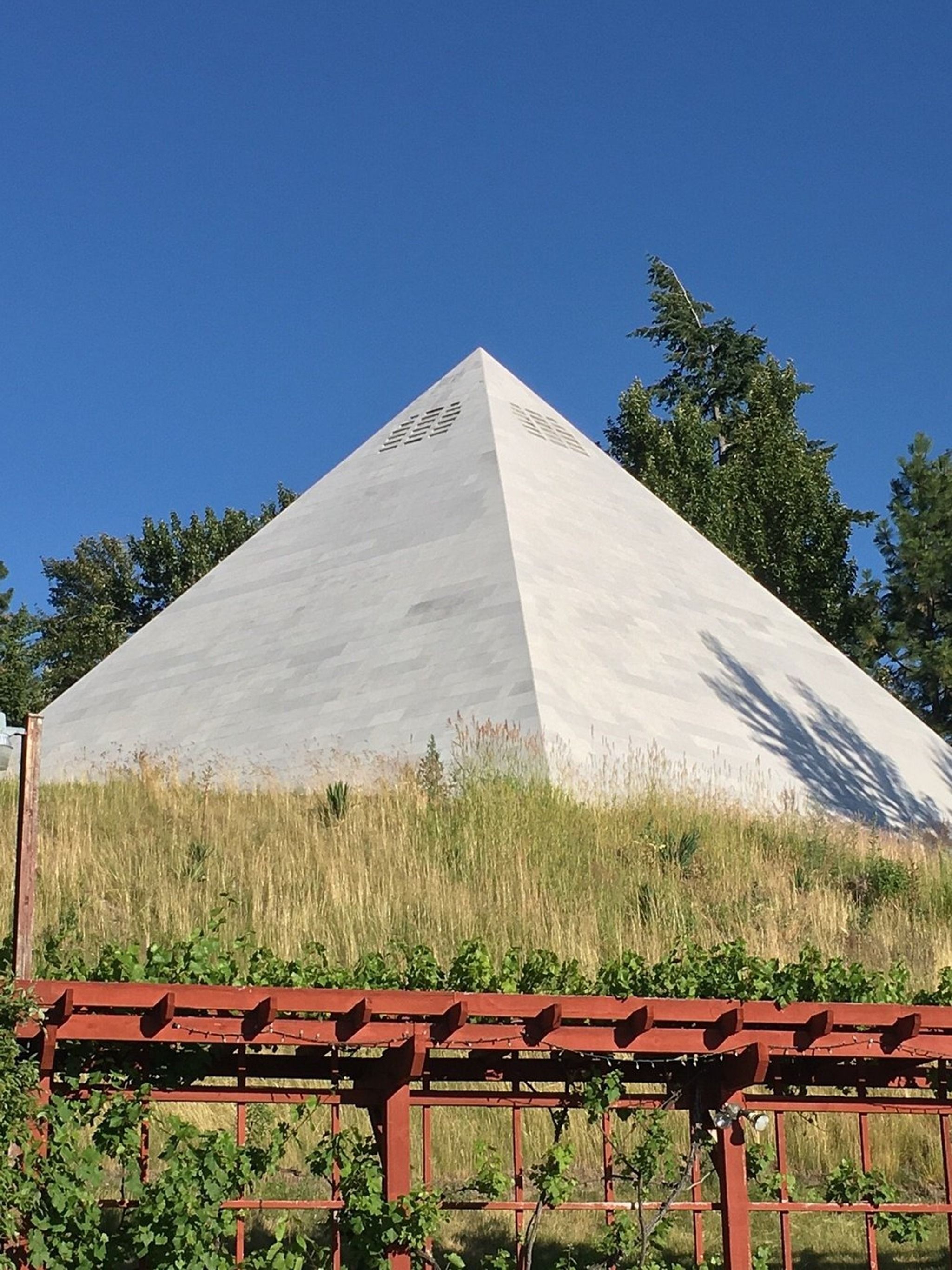 Summerhill Pyramid Winery & Bistro