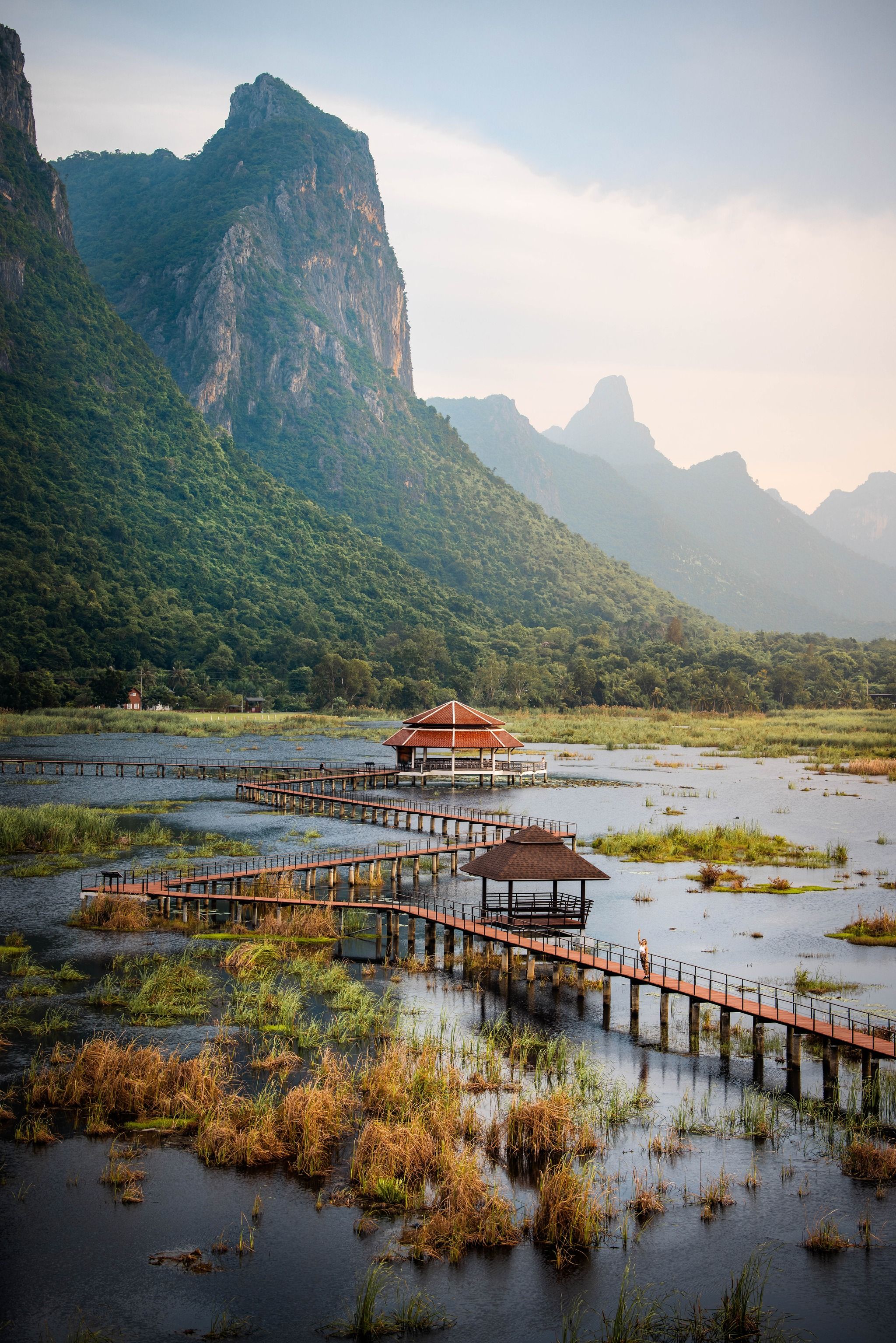 Bueng Bua Wood Boardwalk(Thung Sam Roi Yot)