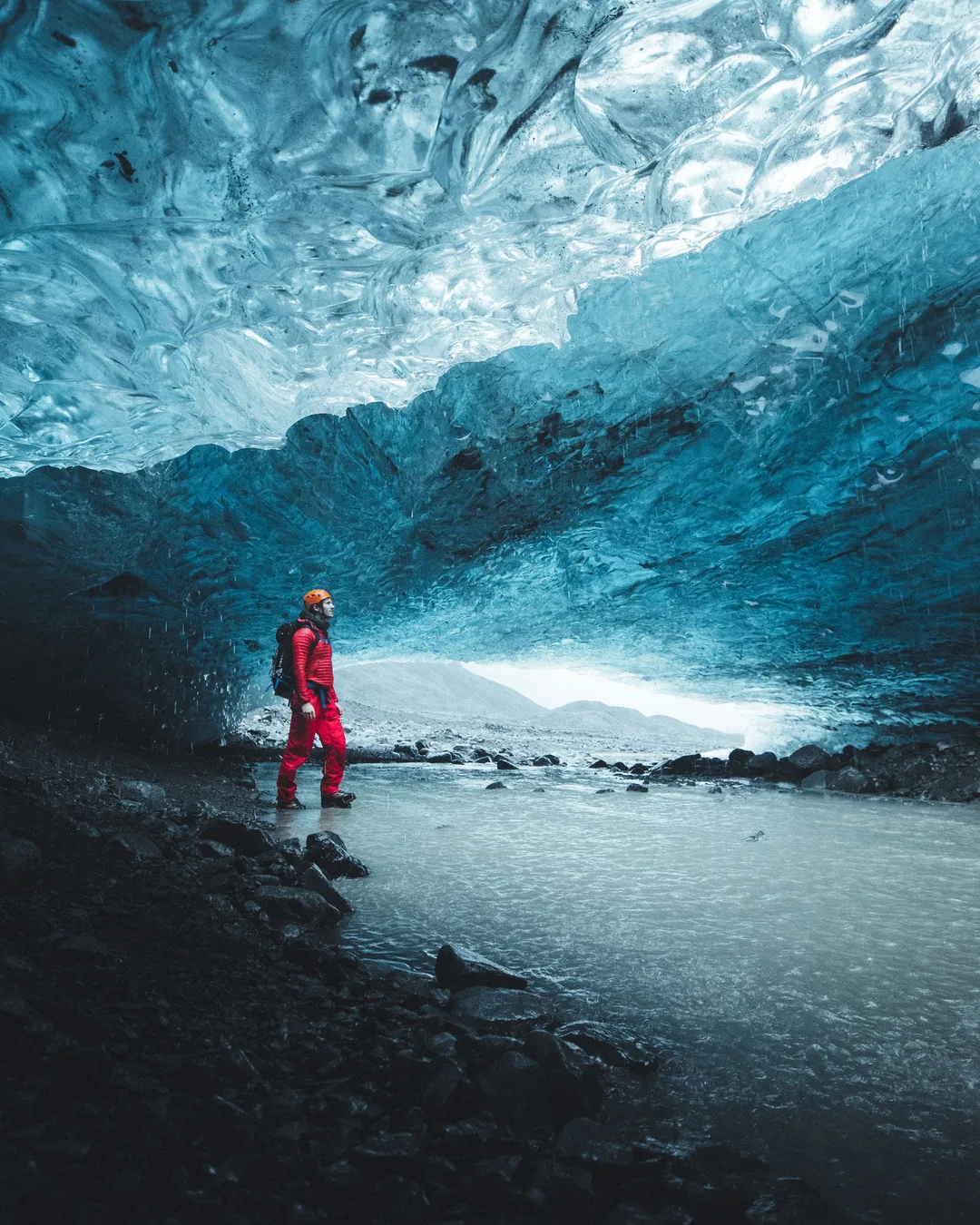 Local Guide - Ice Cave Tours