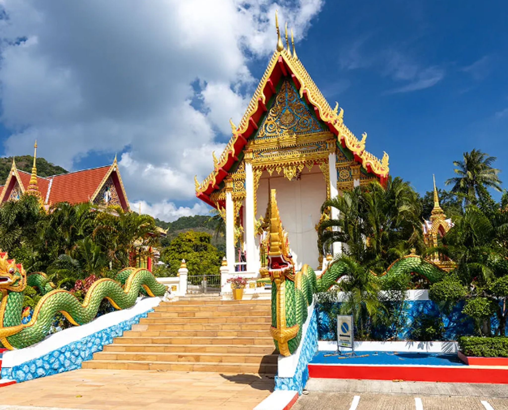 Wat Suwan Kirikhet (Wat Karon)