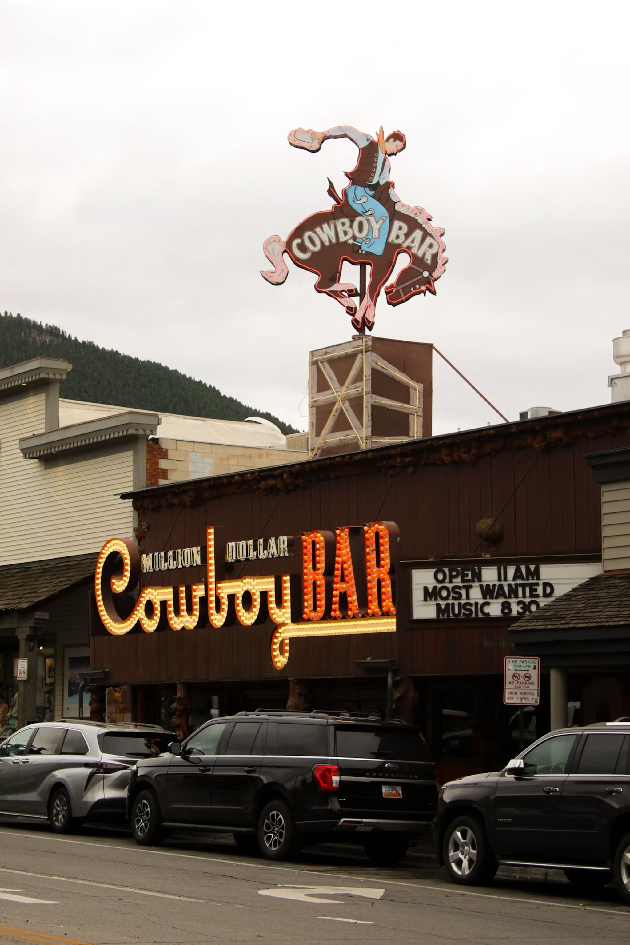 Million Dollar Cowboy Bar
