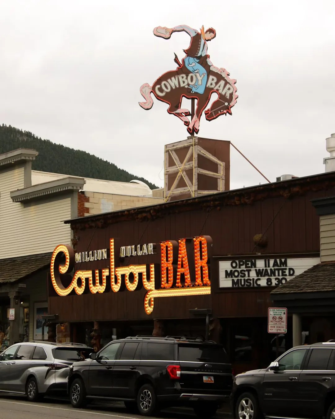 Million Dollar Cowboy Bar