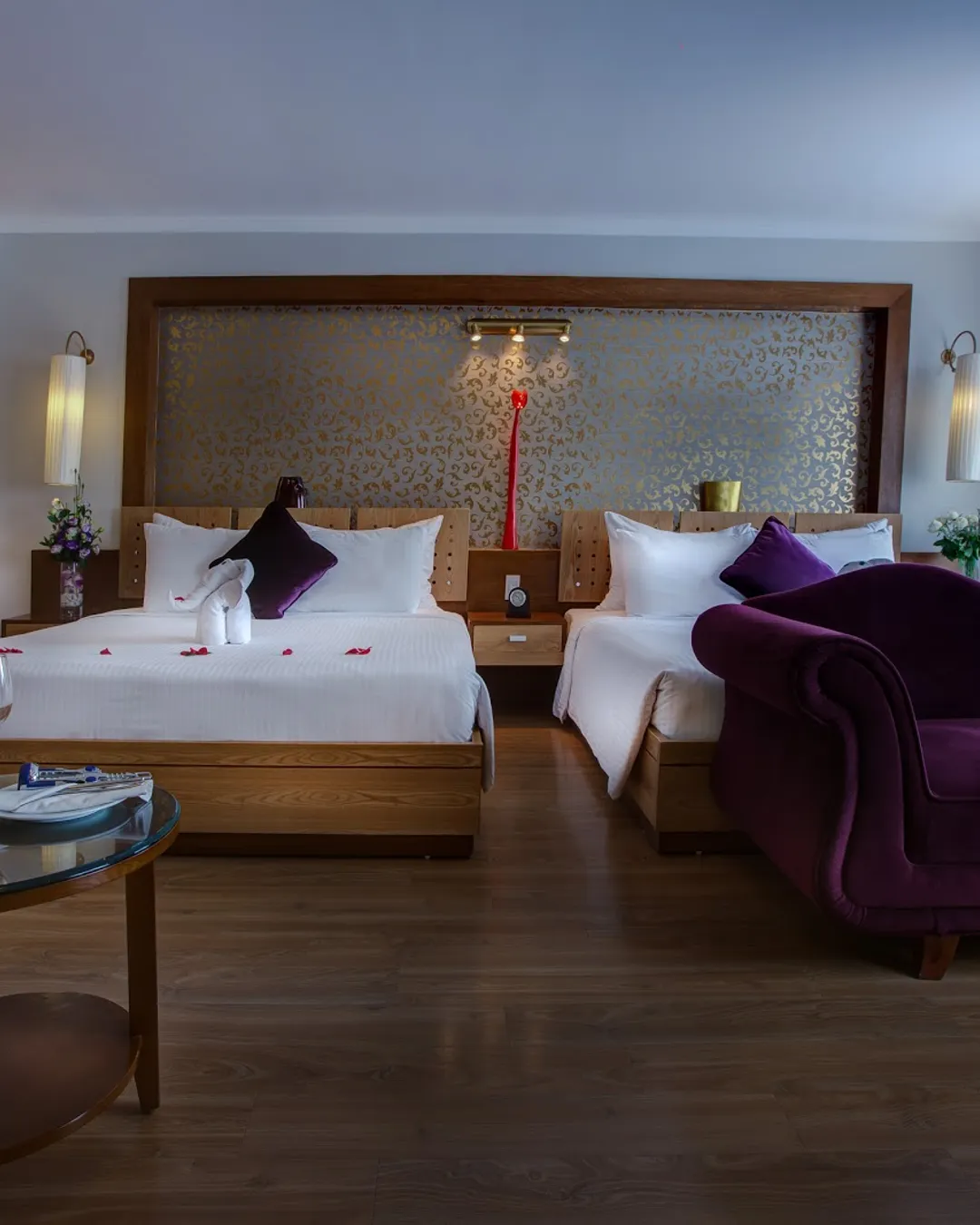 Eliana Ruby Hotel & Travel