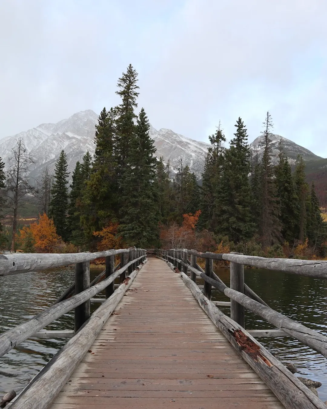 Pyramid Lake