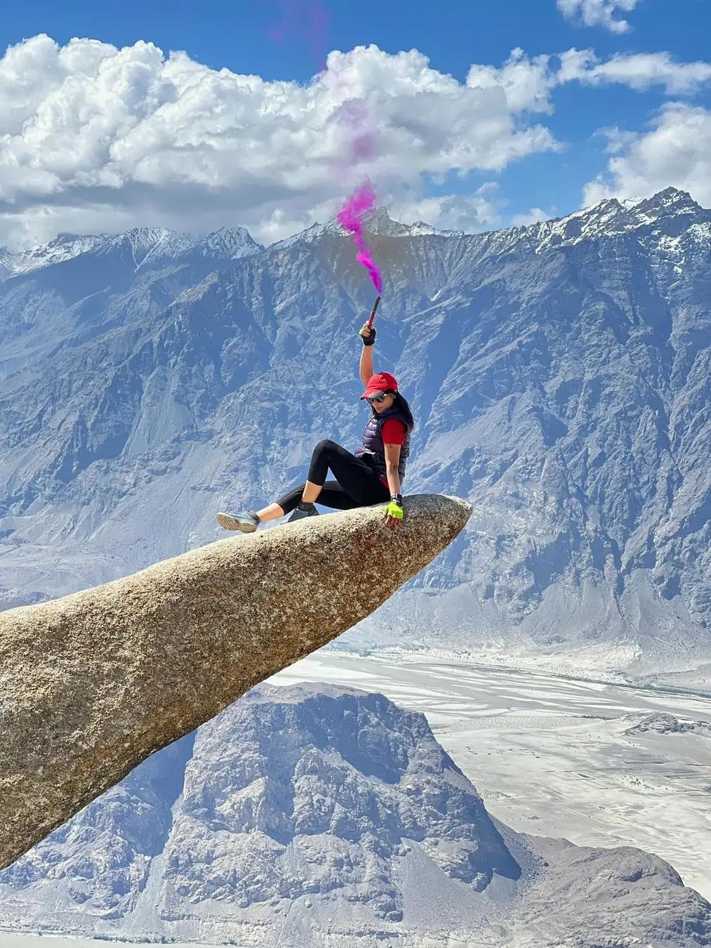 Marsur Rock Hussainabad Skardu