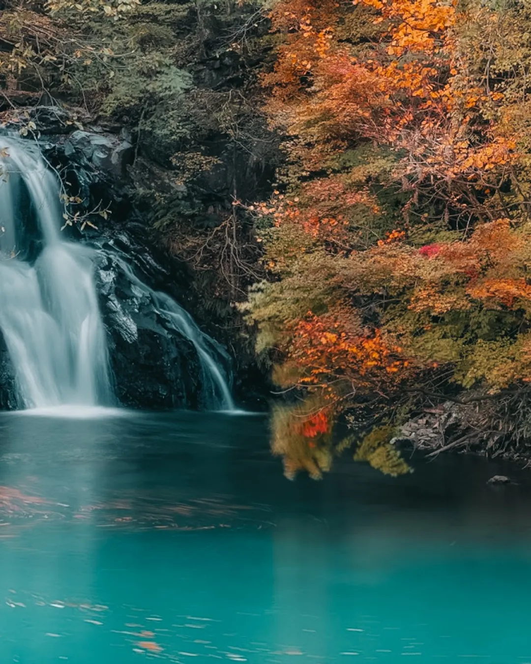 Momotaro Waterfall