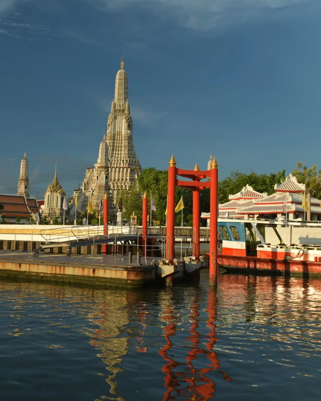 Wat Arun Ferry Pier