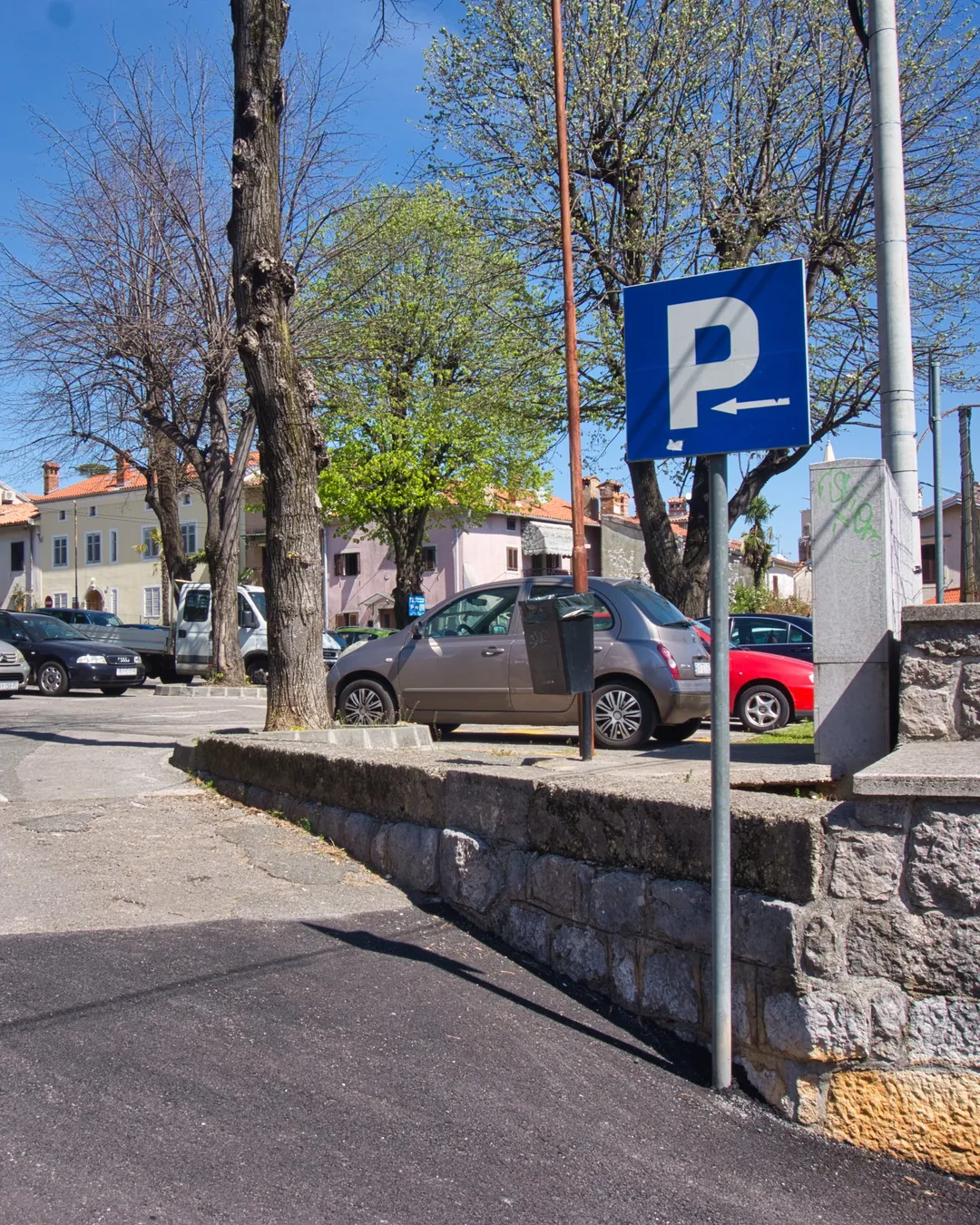 Lovran: Kostenloser Parkplatz