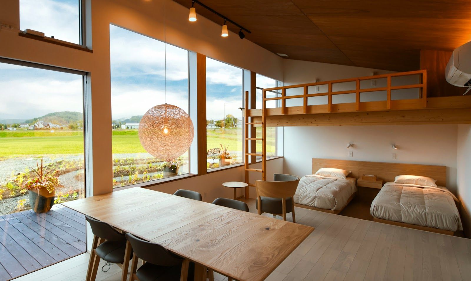 YamaTrips Base in Daisetsuzan - cafe & stay LITTLE NAP