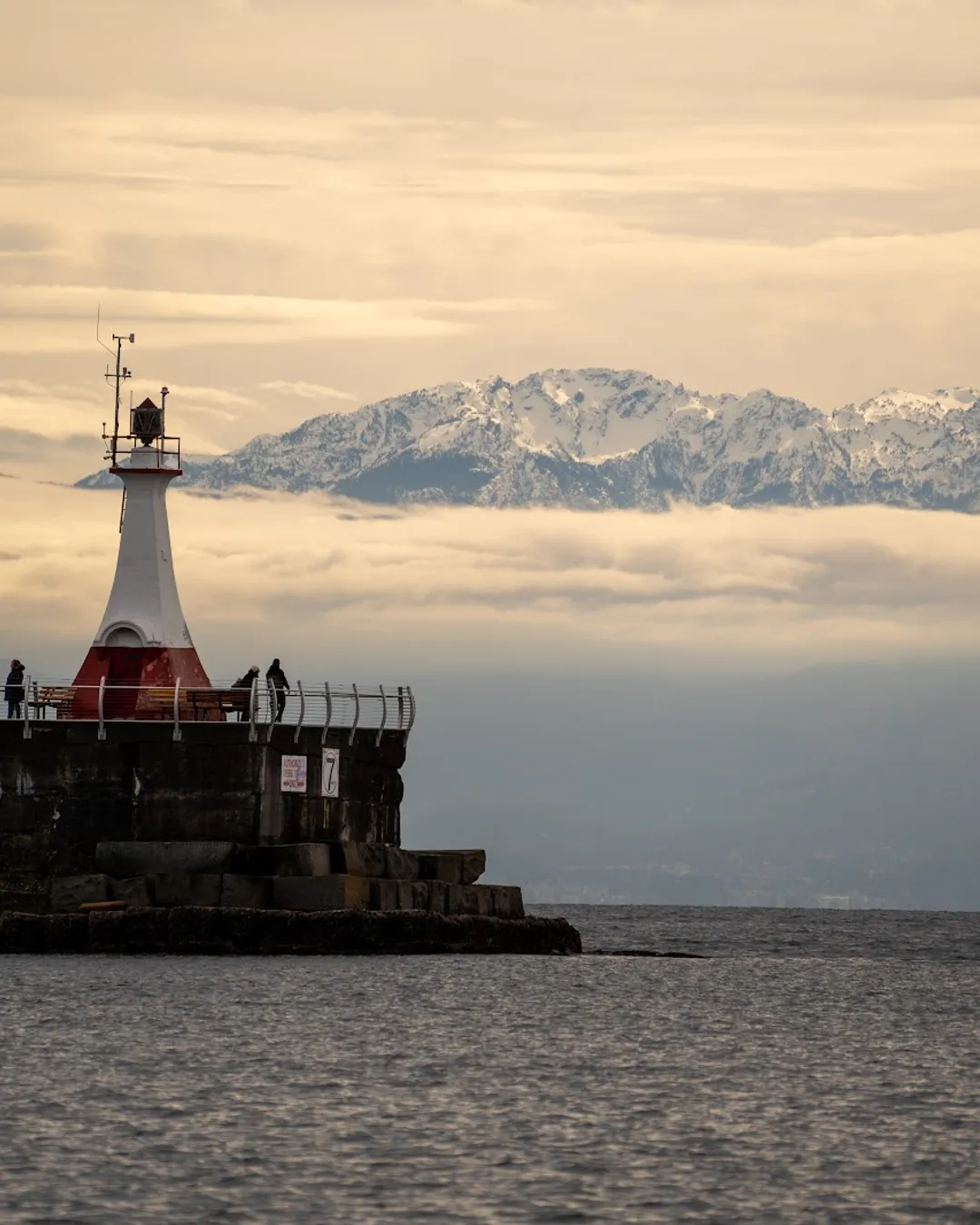 Breakwater Lighthouse