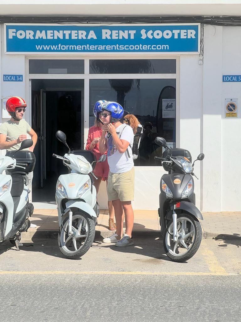 Formentera Rent Scooter