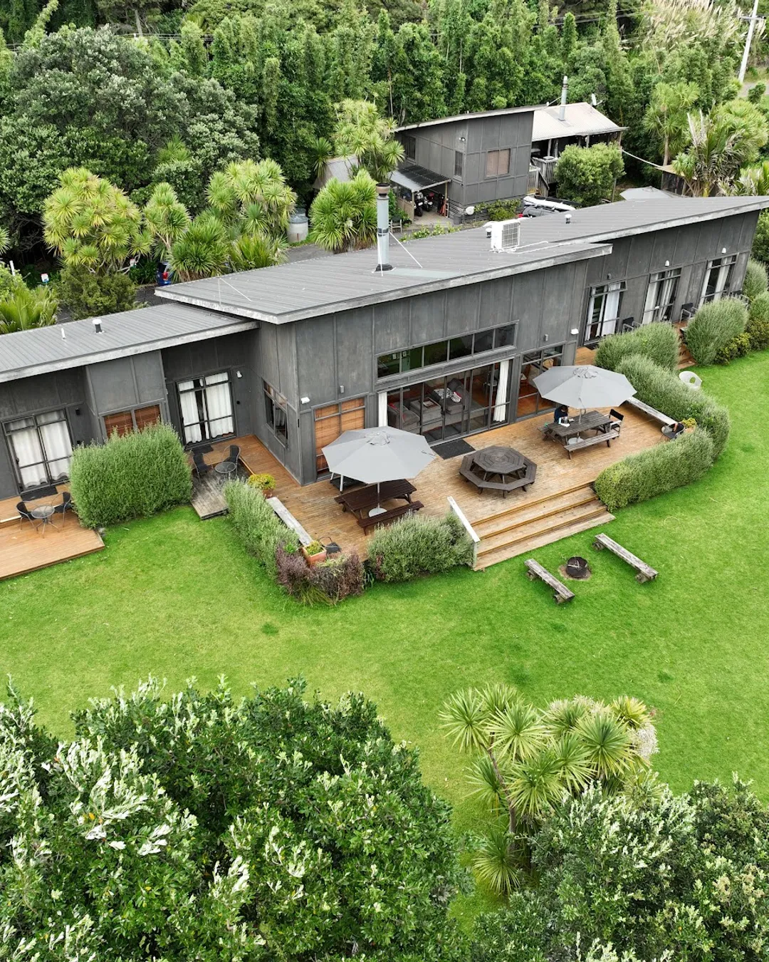 Piha Beachstay Accommodation