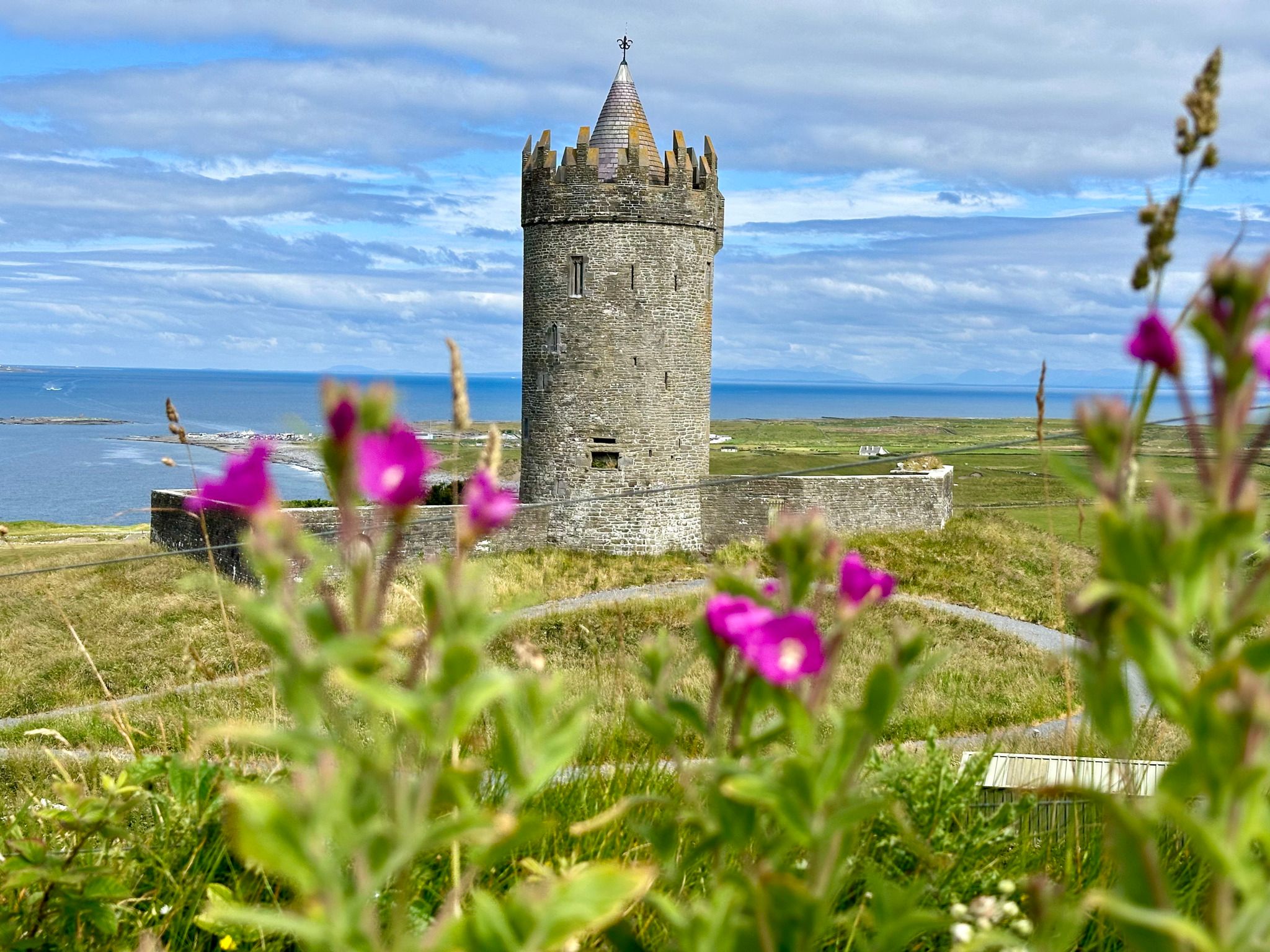Doonagore Castle