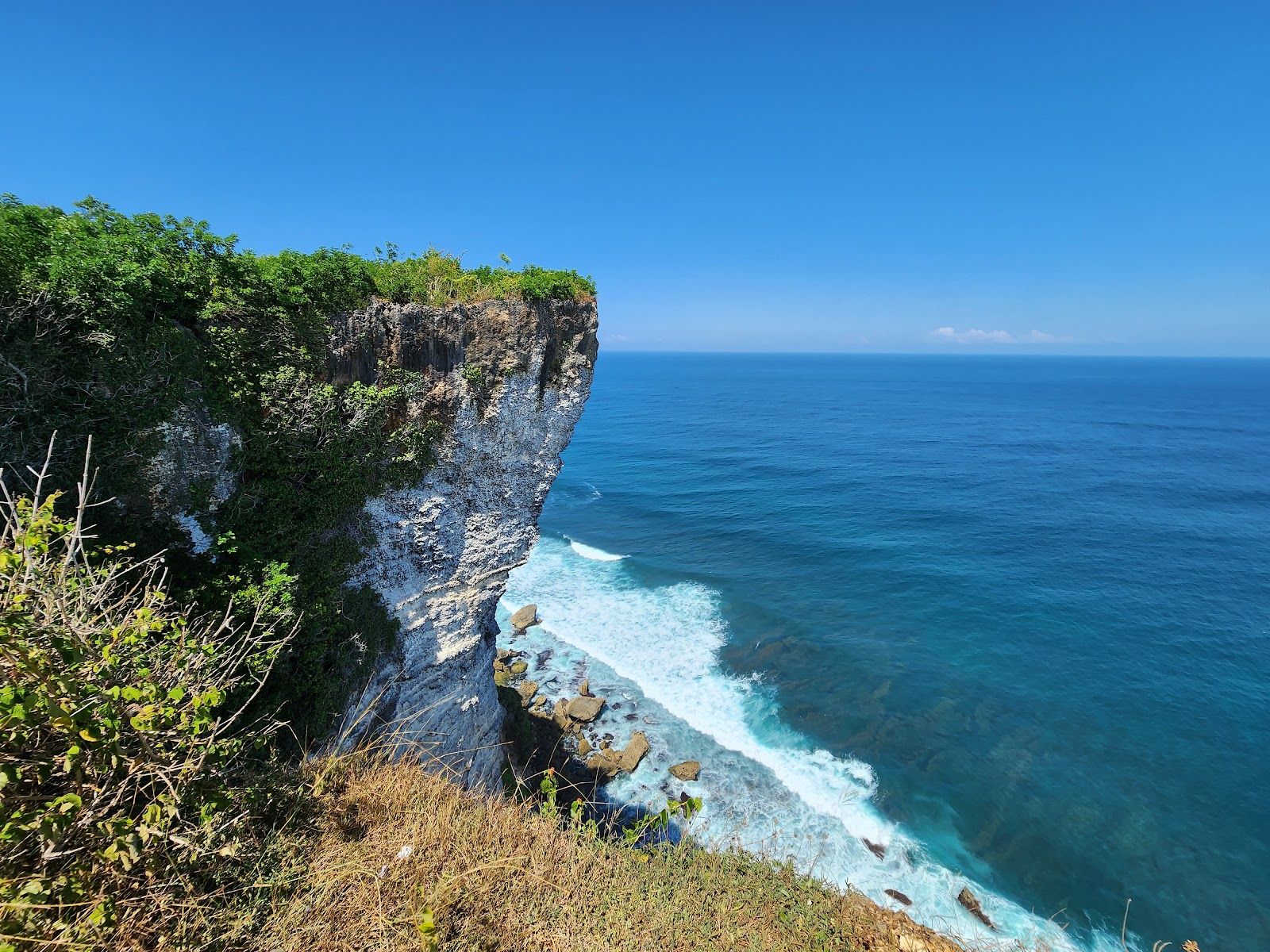 Karang Boma Cliff
