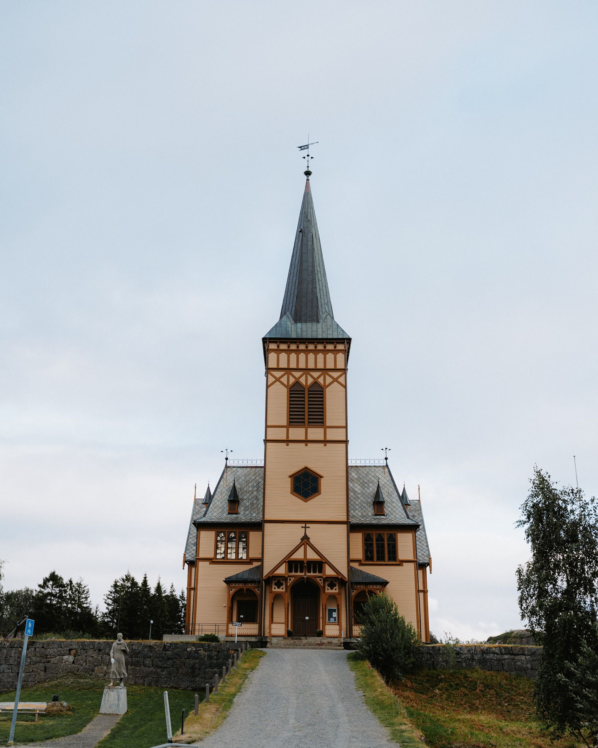   Vågan-Kirche / Vågan Church