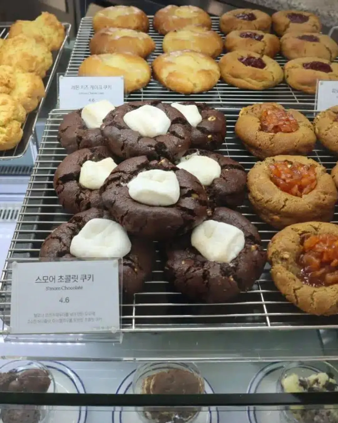 Cafe Yeonmujang (연무장)