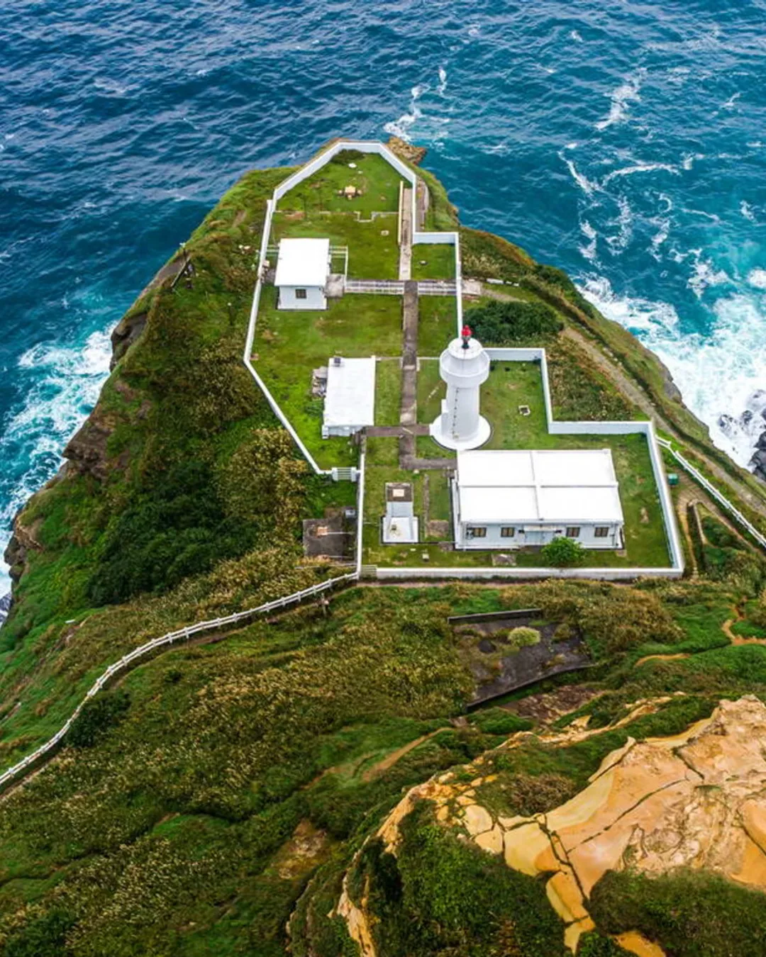 Bitoujiao Lighthouse