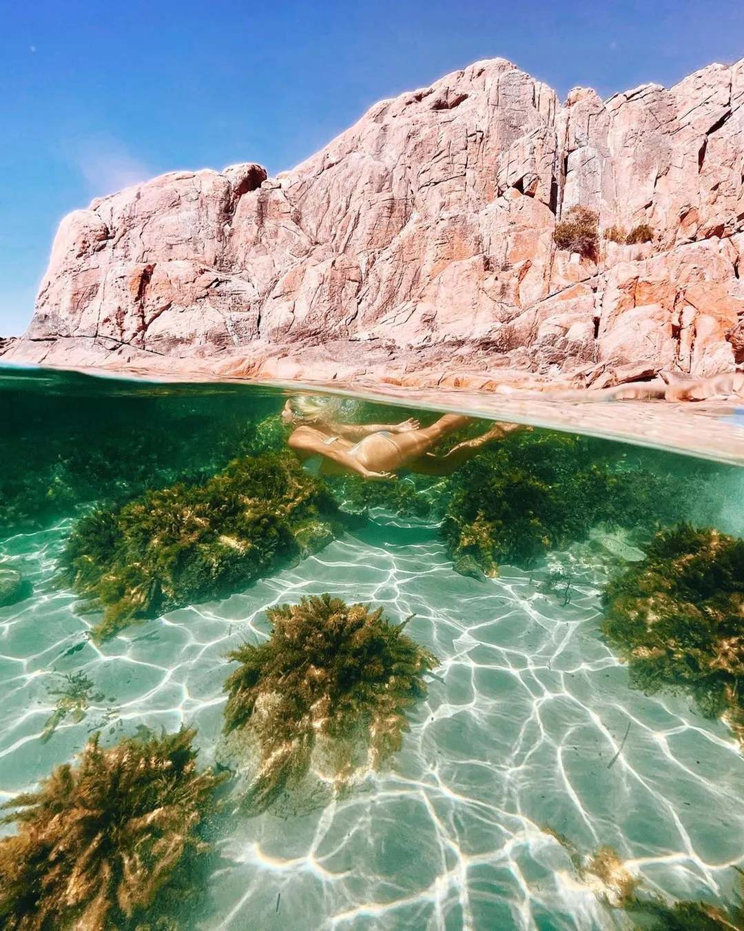 Castle Rock Beach - Tranquil paradise with nearby walks  