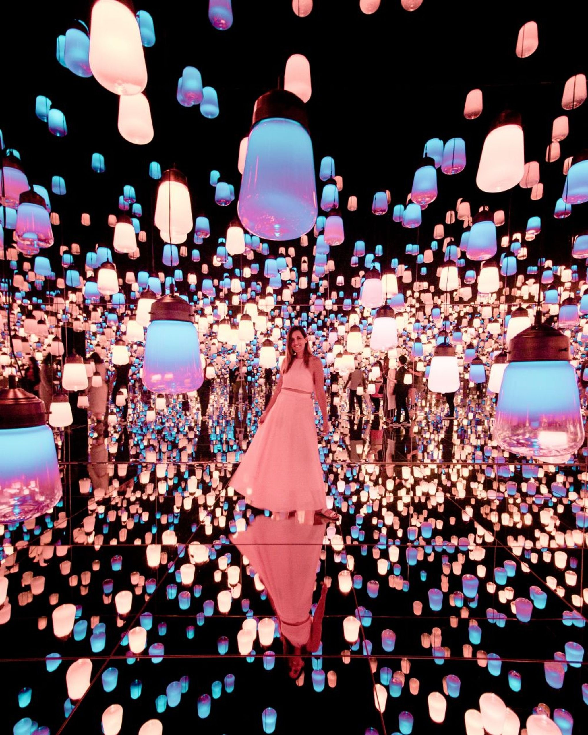 teamLab Borderless