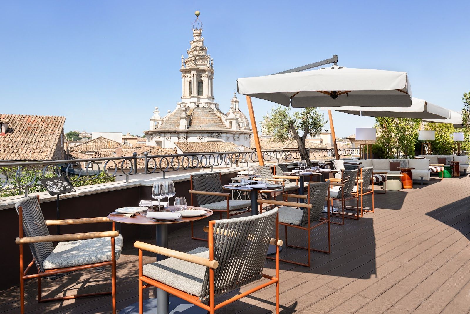 Divinity Restaurant & Lounge Bar