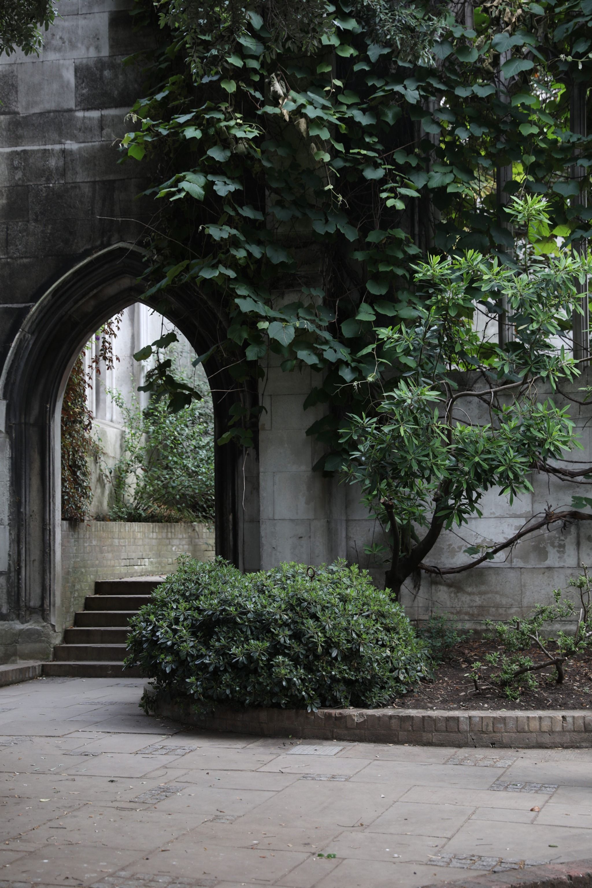 St Dunstan in the East Church Garden