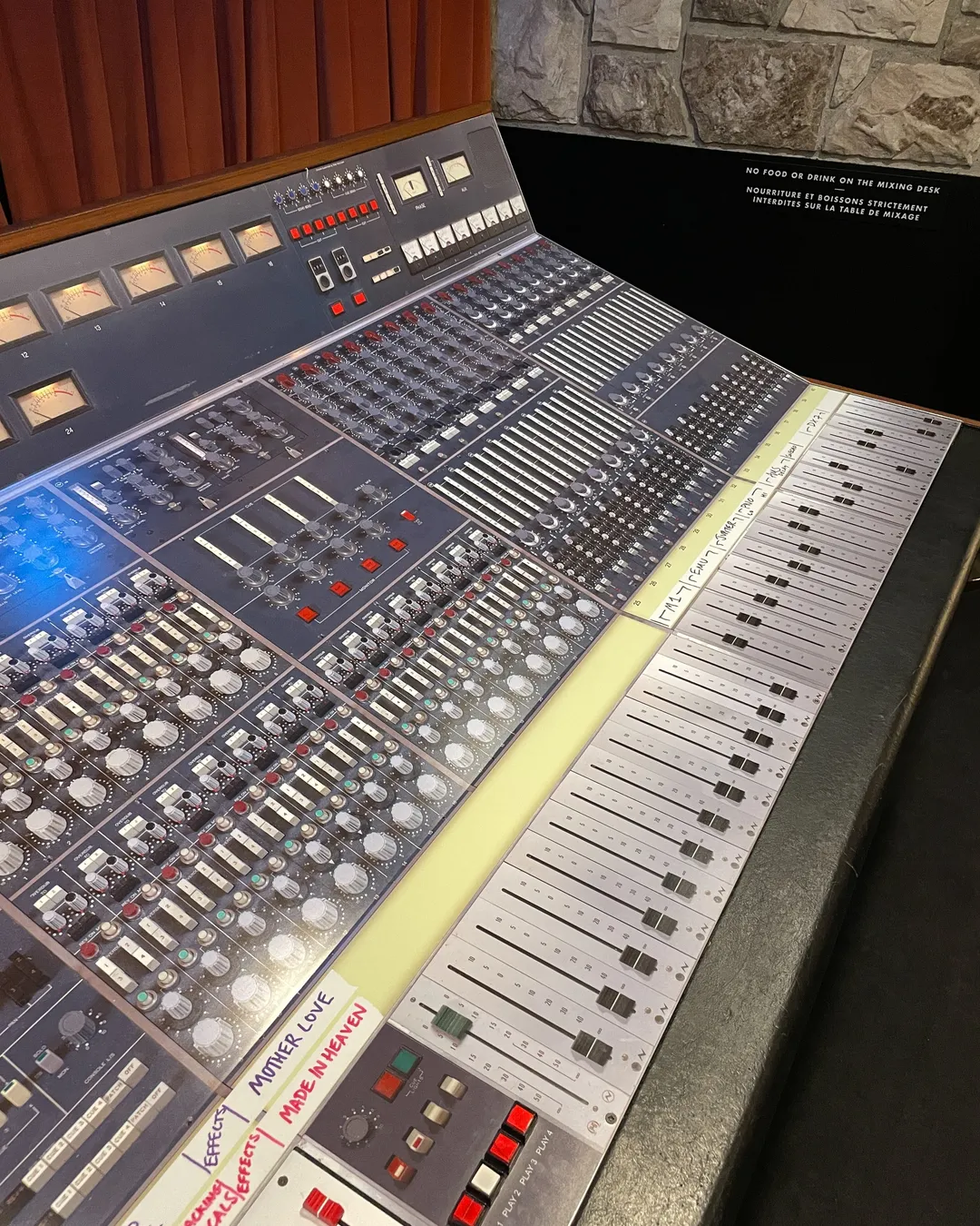 Queen Studio Experience Montreux - Switzerland - Rexby